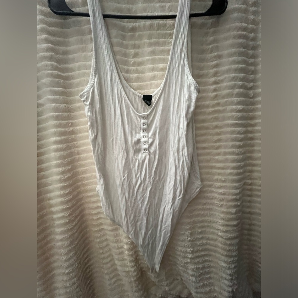 🌓4 for $10🌗 Body suit sleeveless set of 3